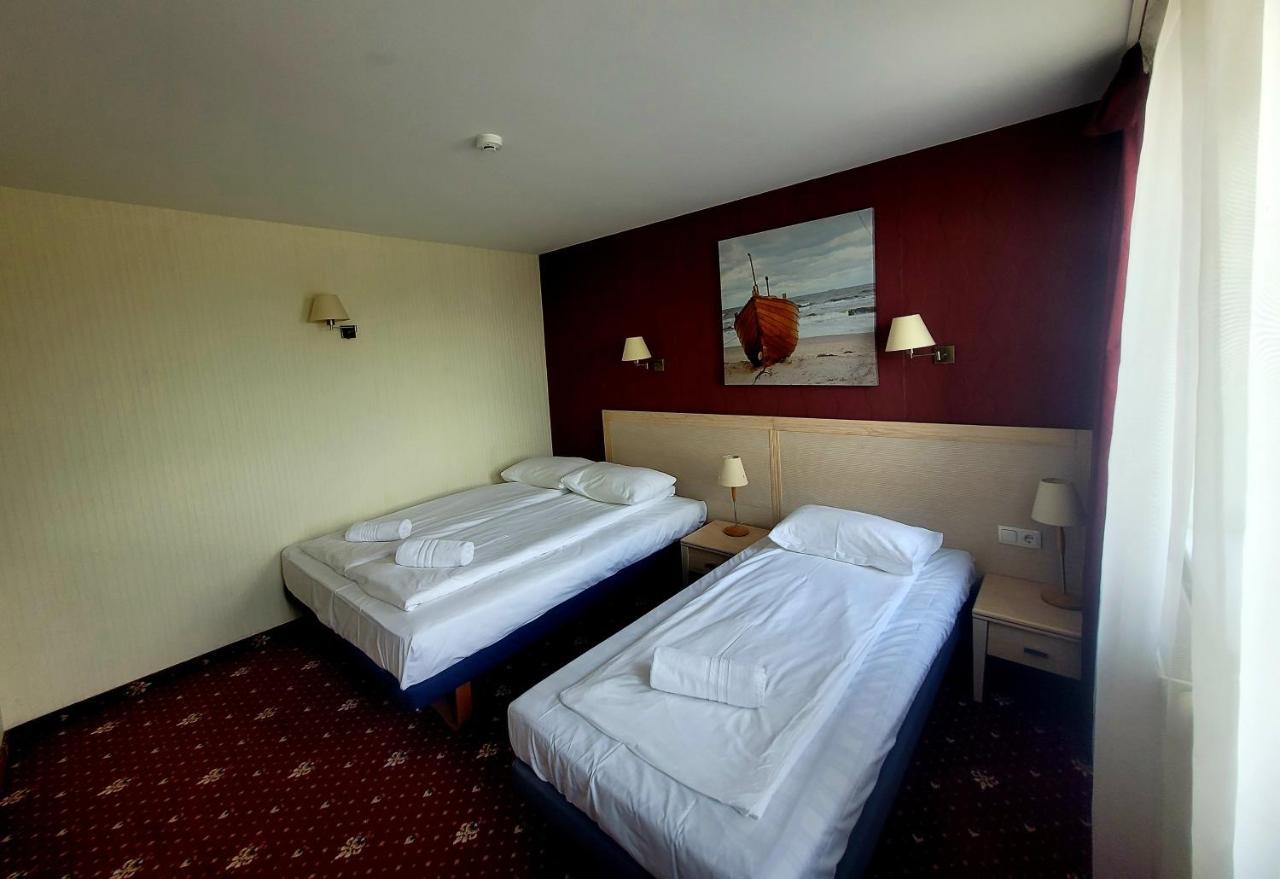 Hotel Pajurio Vieskelis Клайпеда Екстериор снимка