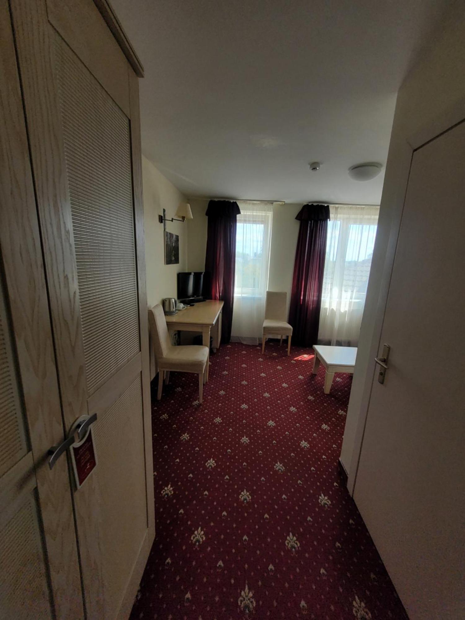 Hotel Pajurio Vieskelis Клайпеда Екстериор снимка