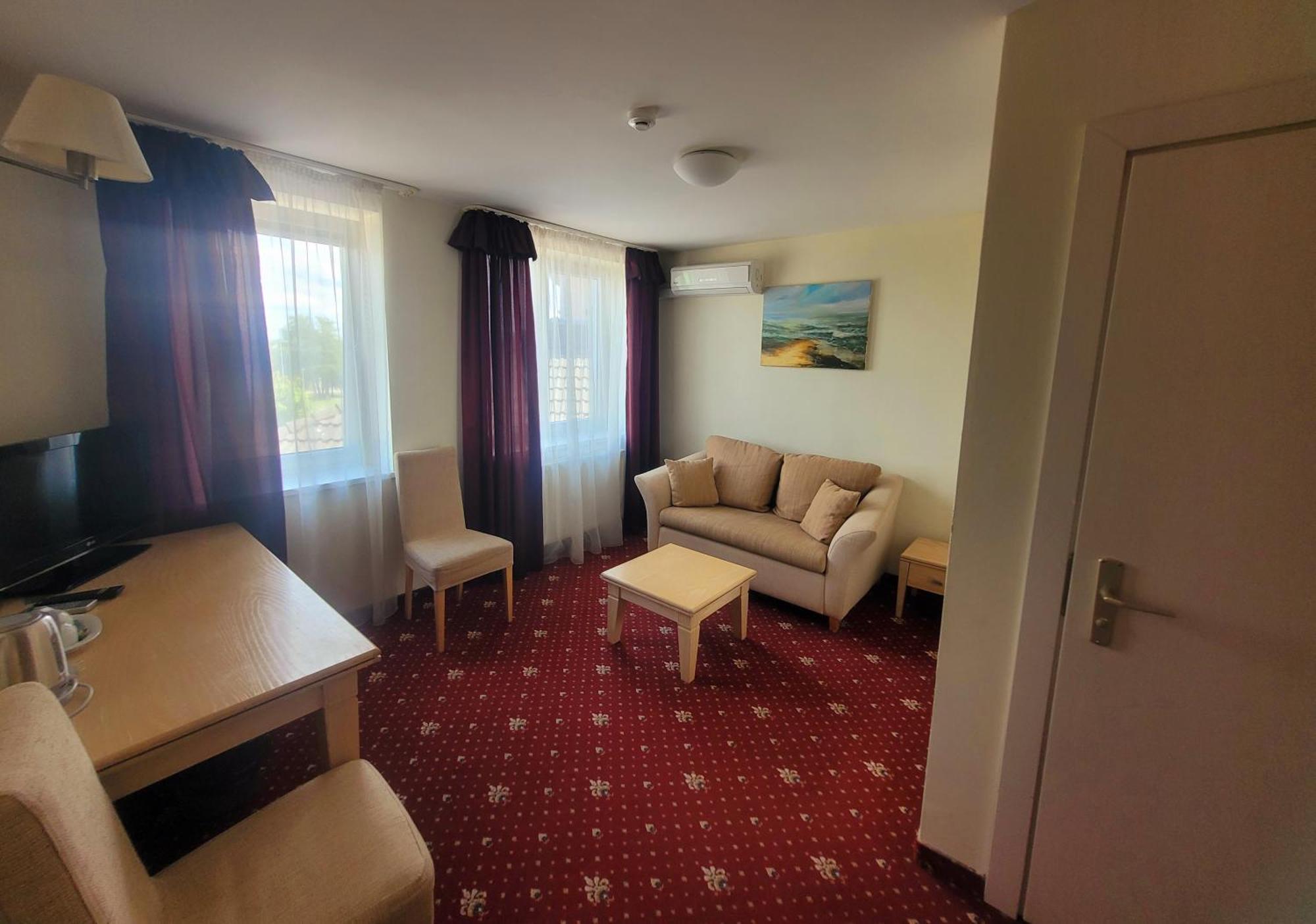 Hotel Pajurio Vieskelis Клайпеда Екстериор снимка