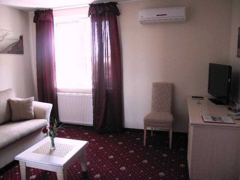 Hotel Pajurio Vieskelis Клайпеда Екстериор снимка